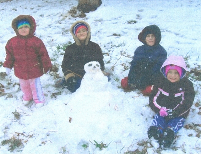 RGs Grandkids 1st. snow of 2008